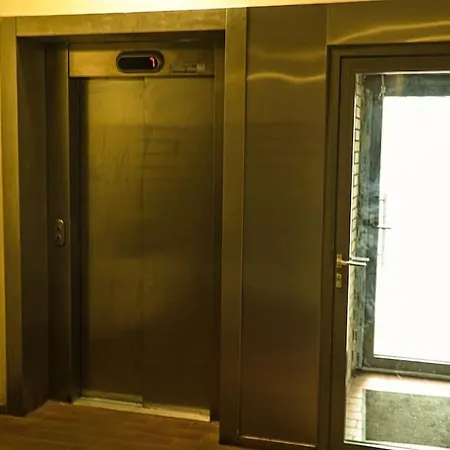 Апартаменты Luxury With Large Terrace In Center Вильнюс